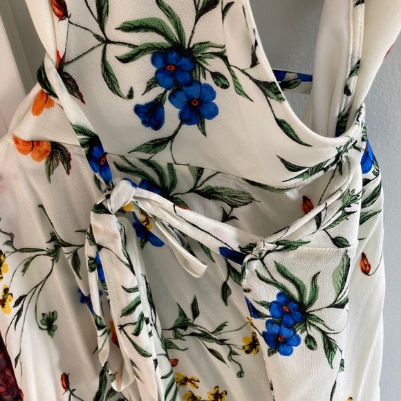 COPY - Floral Wrap Dress - Picture 3 of 4